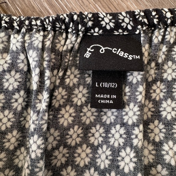 🛍️ art class white floral print jumpsuit . Great condition. - Picture 2 of 11